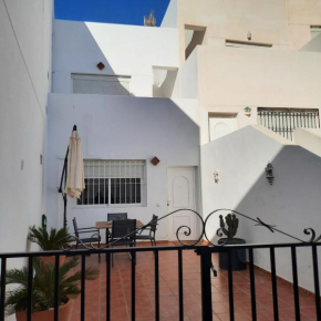 Nuestro lugar en el mundo, Agua Amarga
